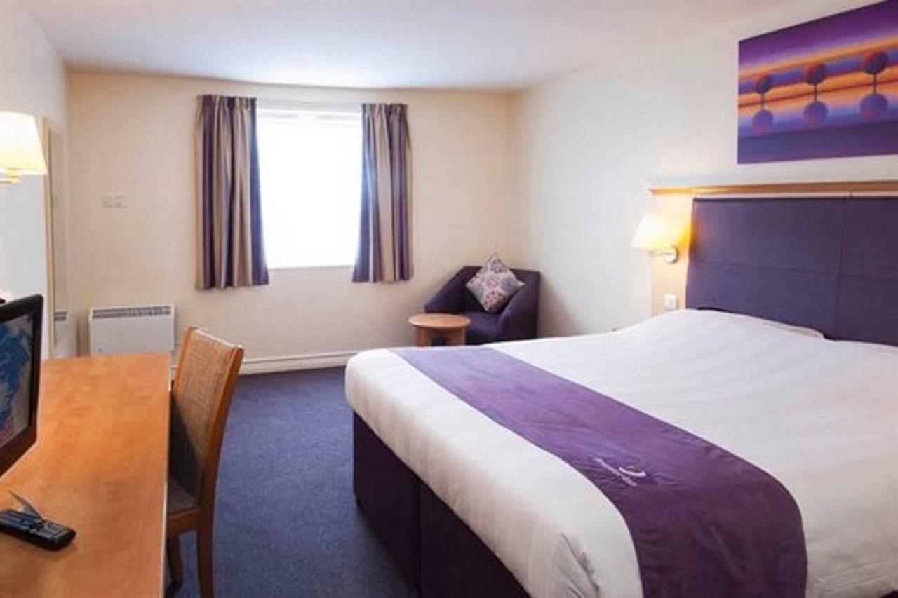 Premier Inn Cannock South Exteriér fotografie